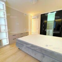Продаж квартири Харків, Гагаріна, Спортивна, Захисників, 54м²