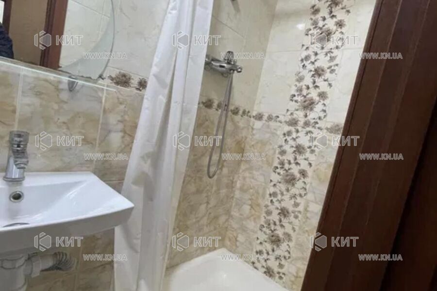 Продажа квартиры Харьков, Гагарина, Спортивная, Защитников, 18.3м²