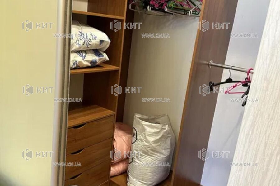 Продажа квартиры Харьков, Гагарина, Спортивная, Защитников, 65м²