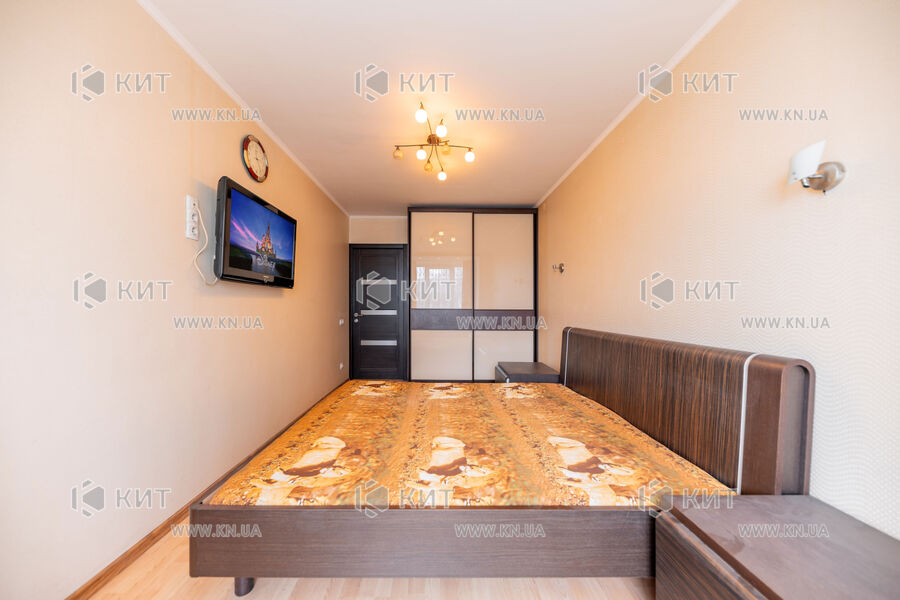 Продажа квартиры Харьков, Гагарина, Спортивная, Защитников, 76м²