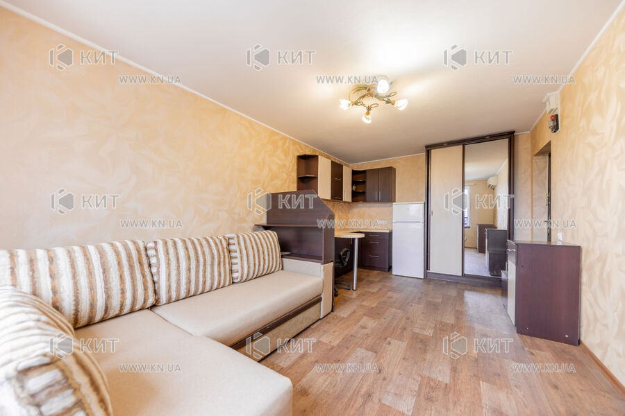 Продаж квартири Харків, Салтівка, 20м²