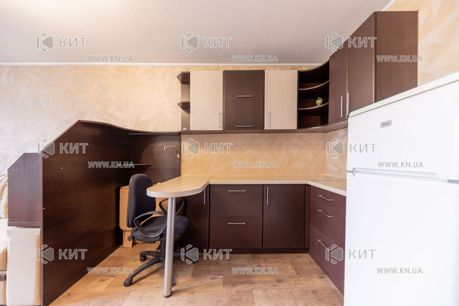 Продаж квартири Харків, Салтівка, 20м²