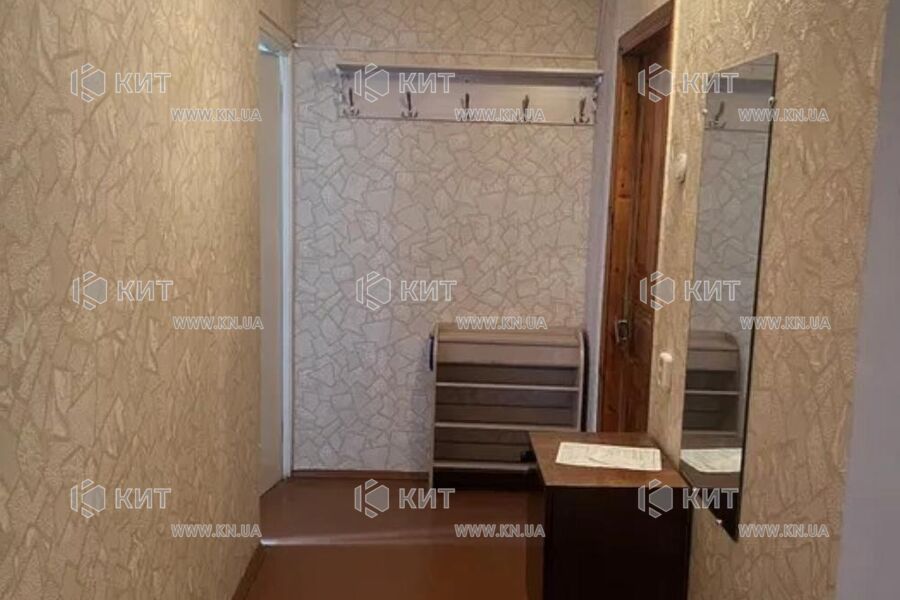 Продаж квартири Харків, ХТЗ, Рогань, 50м²
