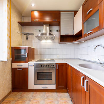 Продаж квартир - Харків,  Ахсарова вул.  20