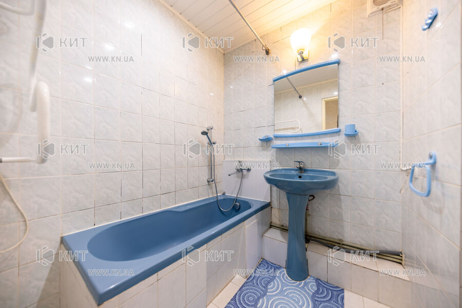 Продаж квартири Харків, Олексіївка, 68м²