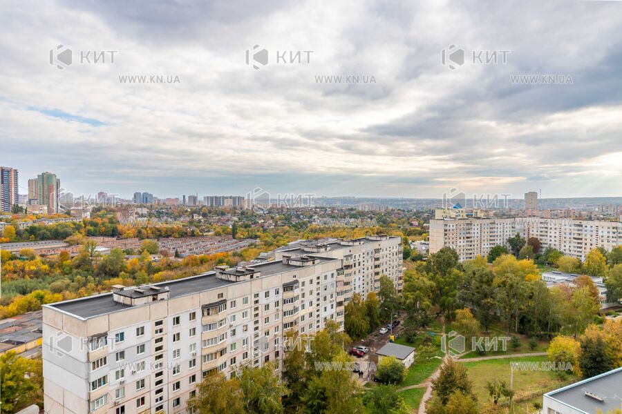 Продаж квартири Харків, Олексіївка, 68м²