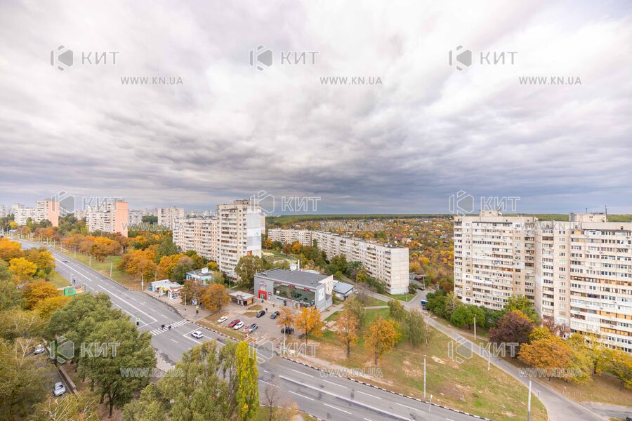 Продаж квартири Харків, Олексіївка, 68м²