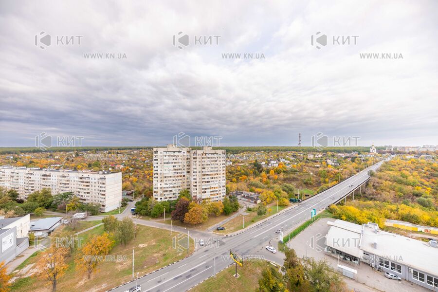 Продаж квартири Харків, Олексіївка, 68м²