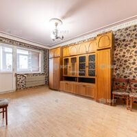 Продаж квартири Харків, Рогань, 70м²