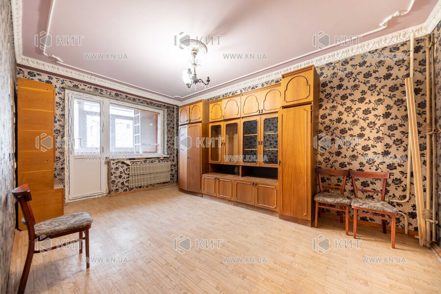 Продаж квартири Харків, Рогань, 70м²