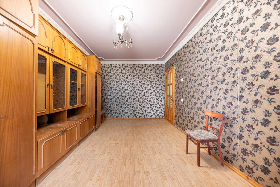 Продаж квартири Харків, Рогань, 70м²