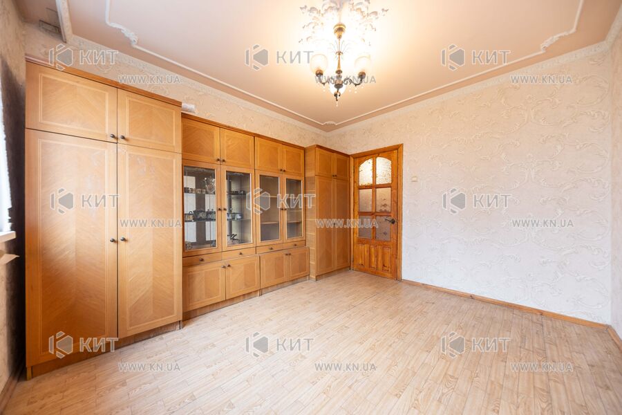 Продаж квартири Харків, Рогань, 70м²