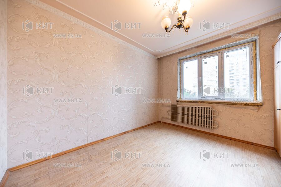 Продаж квартири Харків, Рогань, 70м²