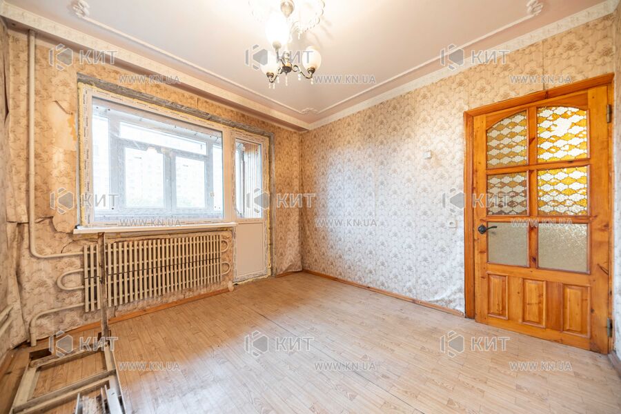 Продаж квартири Харків, Рогань, 70м²