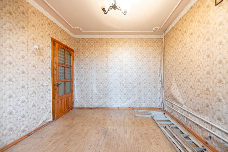 Продаж квартири Харків, Рогань, 70м²