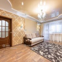 Продаж квартири Харків, Рогань, 70м²