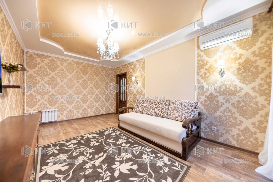 Продаж квартири Харків, Рогань, 70м²