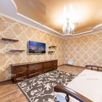 Продаж квартири Харків, Рогань, 70м²