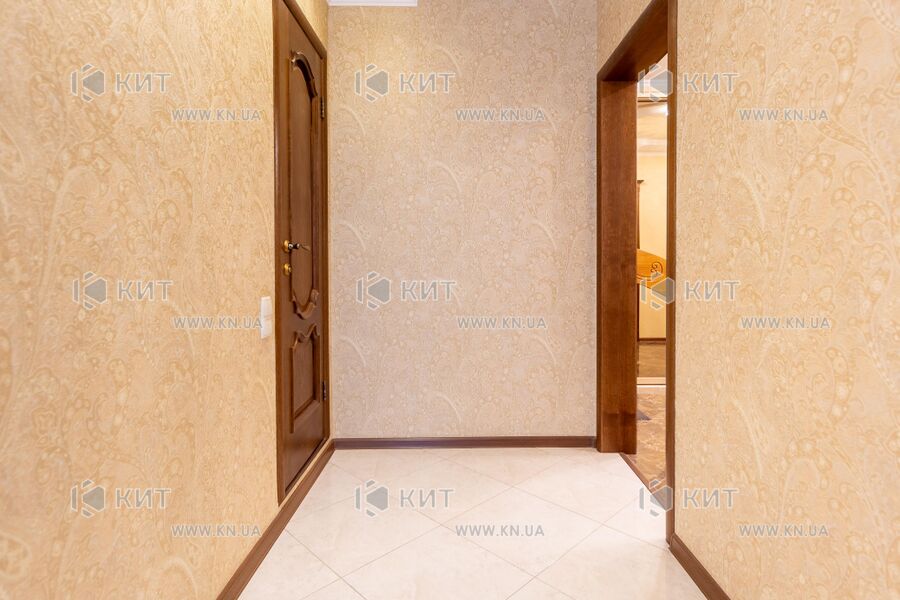 Продаж квартири Харків, Рогань, 70м²