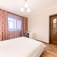 Продаж квартири Харків, Рогань, 70м²