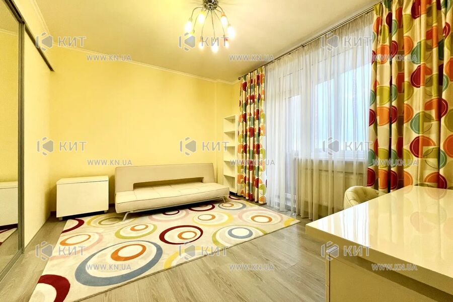 Продаж квартири Харків, Салтівка, 106м²