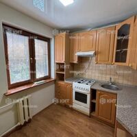 Продаж квартири Харків, ХТЗ, Рогань, 46.4м²