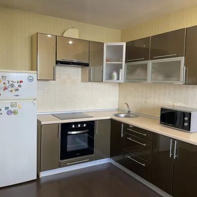 Продажа 	 Харків, Гагаріна 41/2 Аерокосмічний (Гагаріна) пр.   41/2