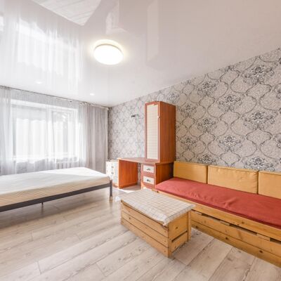 Продажа 	 Харків,  23 Серпня вул.   4