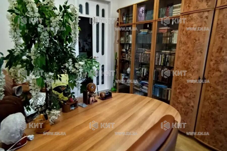 Продаж квартири Харків, Центр, 120м²
