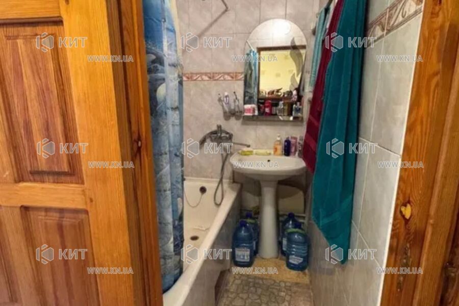 Продаж квартири Харків, Гагаріна, Спортивна, Захисників, 65м²