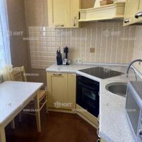Продаж квартири Харків, ХТЗ, Рогань, 50м²