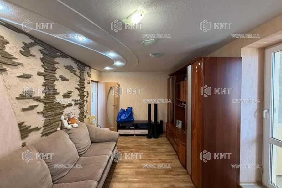 Продаж квартири Харків, ХТЗ, Рогань, 50м²