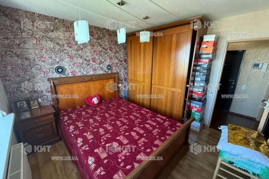 Продаж квартири Харків, ХТЗ, Рогань, 50м²