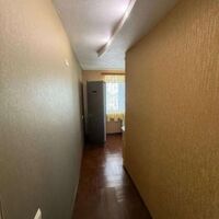 Продаж квартири Харків, ХТЗ, Рогань, 50м²