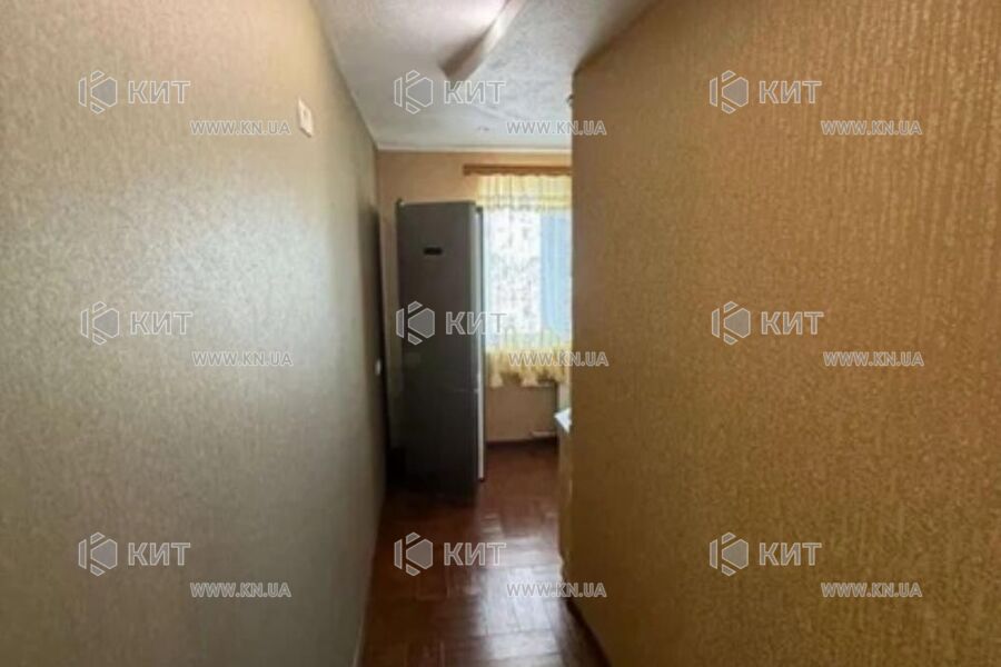 Продаж квартири Харків, ХТЗ, Рогань, 50м²