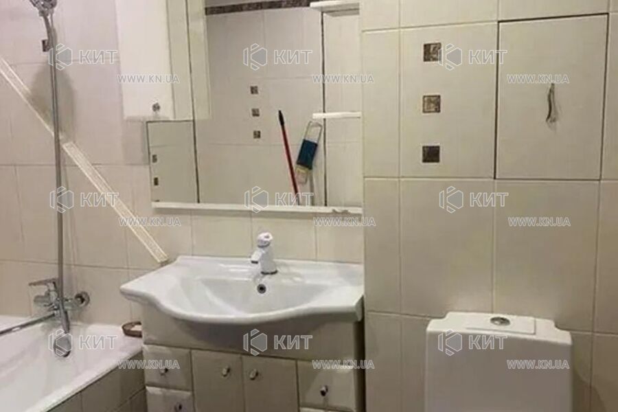 Продаж квартири Харків, ХТЗ, Рогань, 50м²