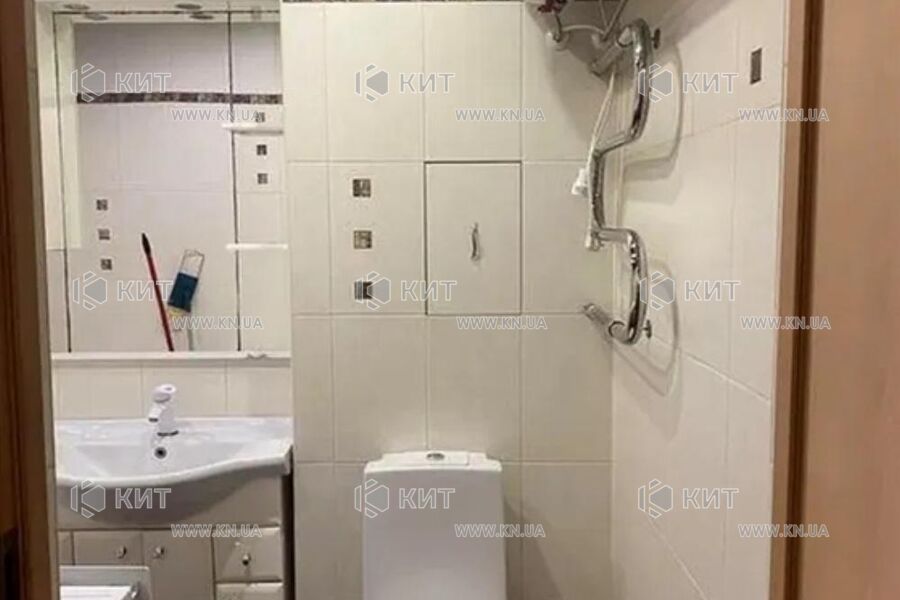 Продаж квартири Харків, ХТЗ, Рогань, 50м²