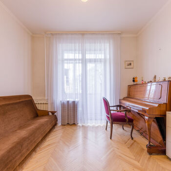 Аренда квартир - Харьков,  Крымская ул.  6