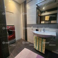 Aренда квартиры Харьков, Площадь Героев Небесной Сотни, 76м²