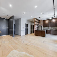 Продажа квартиры Харьков, Центр, 77.9м²