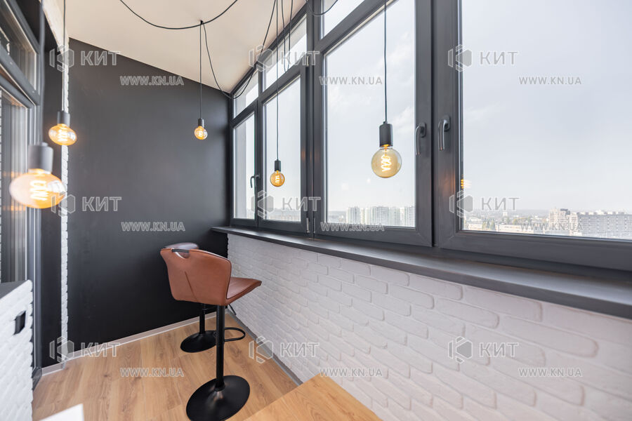 Продажа квартиры Харьков, Центр, 77.9м²