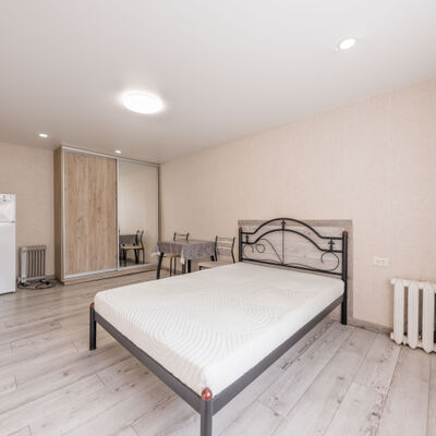 Продажа 	 Харьков,  23 Августа ул.   4