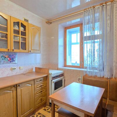 Продажа 	 Харьков,  Аэрокосмический (Гагарина) пр.   68