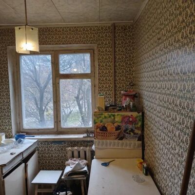 Продажа 	 Харьков,  Юбилейный (50-летия ВЛКСМ) пр.   84