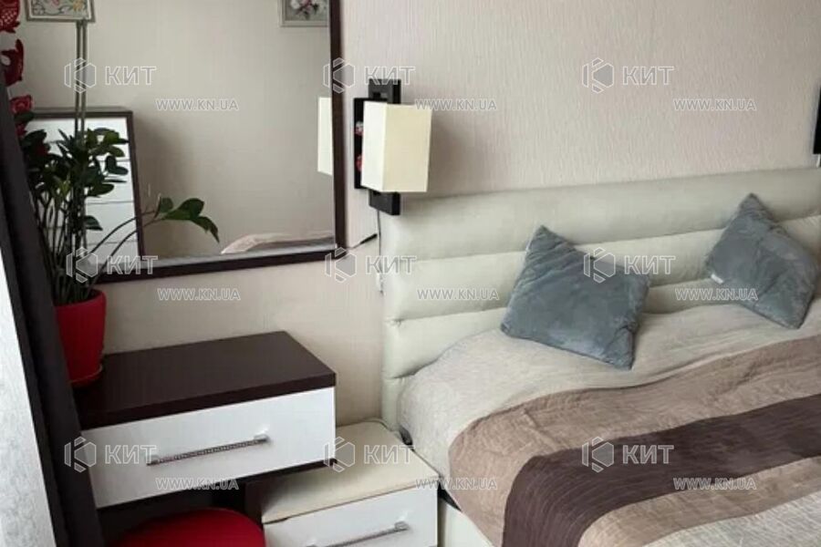 Продажа квартиры Харьков, Гагарина, Спортивная, Защитников, 65м²