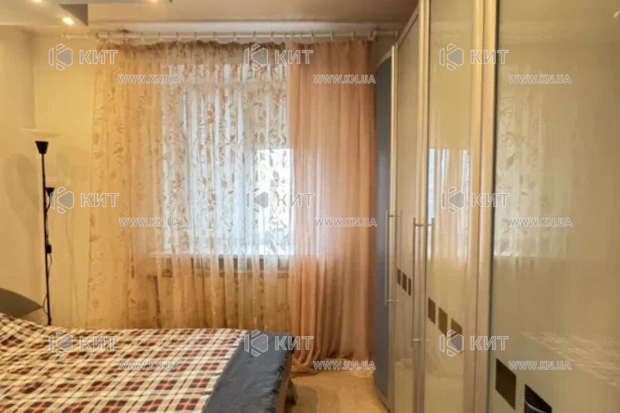 Продажа квартиры Харьков, Гагарина, Спортивная, Защитников, 68м²