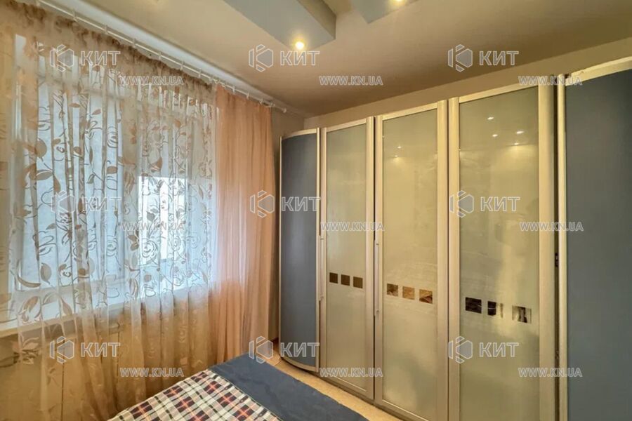 Продажа квартиры Харьков, Гагарина, Спортивная, Защитников, 68м²