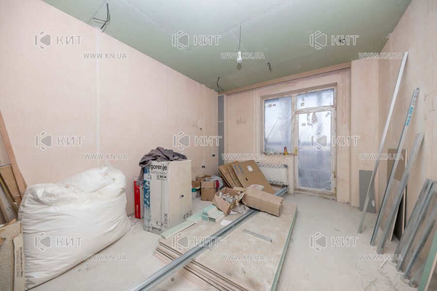 Продаж квартири Харків, Наукова, 140м²