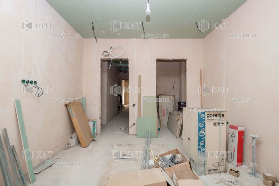 Продаж квартири Харків, Наукова, 140м²