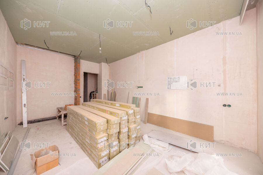 Продаж квартири Харків, Наукова, 140м²